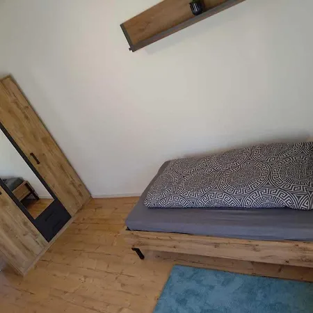 Mimalou Moebliertes In *